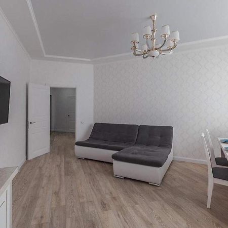 2-Nd Pearl 2-Bedrooms Apartment Одесса Экстерьер фото