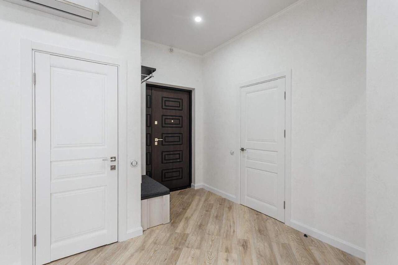 2-Nd Pearl 2-Bedrooms Apartment Одесса Экстерьер фото